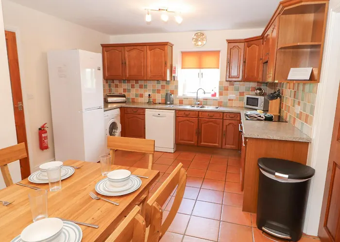 Goswick Hall * Bowland Bridge